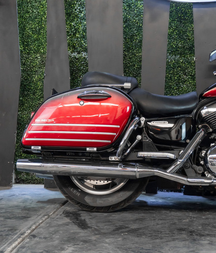 Kawasaki Vulcan Nomad Fi 2002