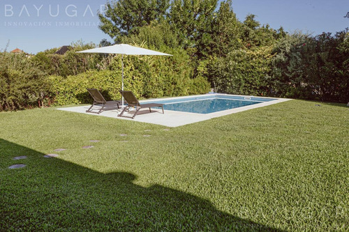 Venta - Casa Amoblada En Sausalito - Bayugar Negocios Inmobiliarios