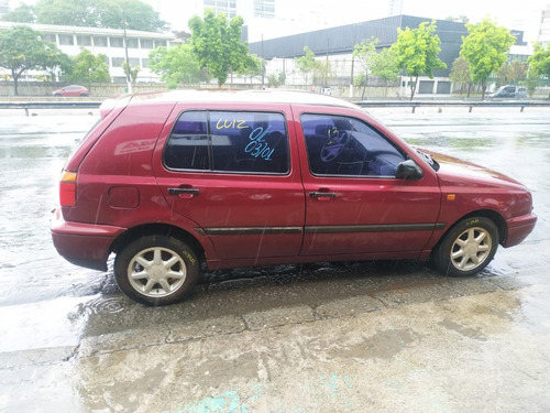 Imagem 8 de 11 de Sucata Volkswagen Golf Gl 1.8 8v Ano 1995