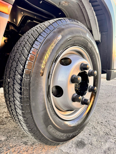 Volkswagen Express + 4x2 2023 - Baú Carga Seca
