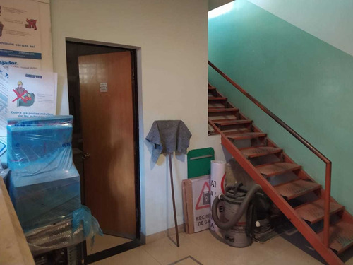 Imagen 8 de 16 de Galpon En Venta En Lanús Oeste