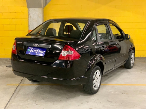 Ford Fiesta Sedan 1.0 Completo Flex 2mil Entrada + 399 Mês