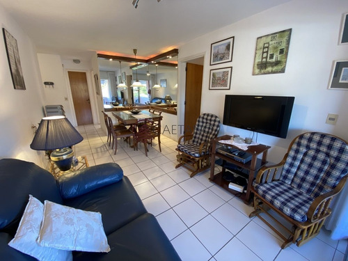Imagen 5 de 14 de Venta Apartamento 2 Dormitorios Playa Mansa Punta Del Este