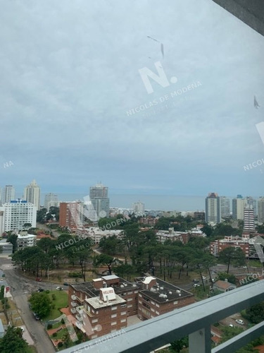 Imagen 20 de 30 de Oportunidad En Alexander Boulevard - Punta Del Este Mansa
