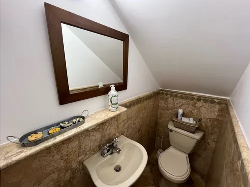 Casa Poblado De Niveles- Con Diferentes Ambientes -249mt- 3alcobas