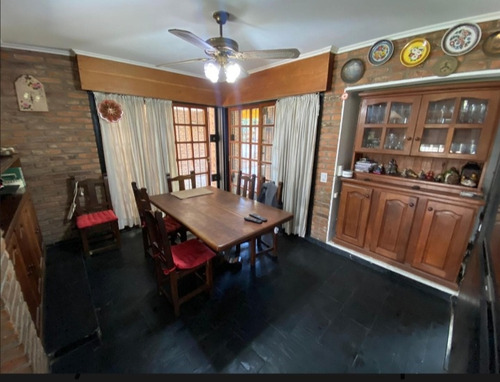 Hermoso Chalet. Moreno Sur.