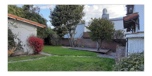 Imagen 23 de 23 de Chalet 6 Ambientes - Barrio Alfar