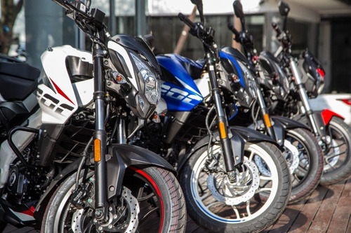 Imagen 2 de 16 de Bajaj Rouser 200 - El Mejor Precio De Contado!
