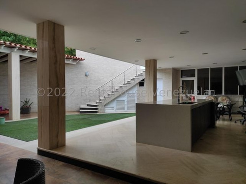 Imagen 25 de 28 de Lujosa Casa Quinta Totalmente Amoblada Urb. Guaracarima La Victoria 23-17246 Ejc 04243439046