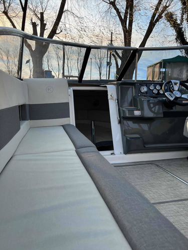Imagen 23 de 24 de Lancha Cuddy Klase 2400 No Quicksilver Mercruiser 250hp Brav