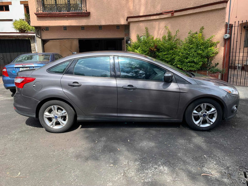 Imagen 3 de 8 de Ford Focus Se At 2012