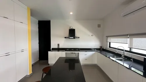 Casaden Venta En San Jose Tulipanes, Cholul