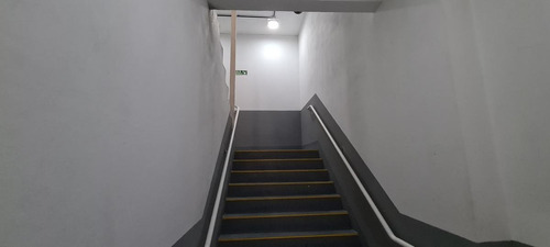 Imagen 23 de 30 de Edificio Comercial - Parque Patricios