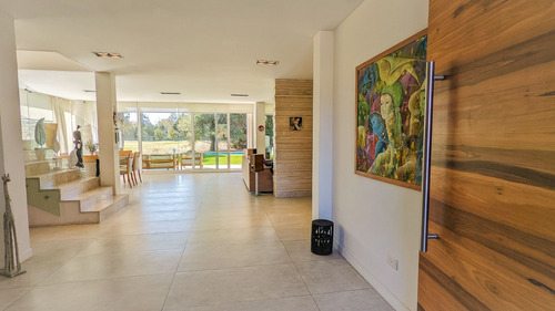 Imagen 2 de 14 de Casa En Venta En Saint Thomas Este, Canning