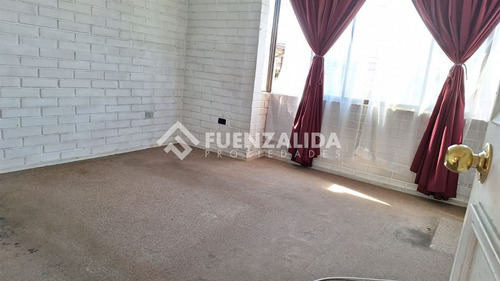 Casa En Venta Aislada De 3 Dorm. En Maipú, Villa Los Héroes