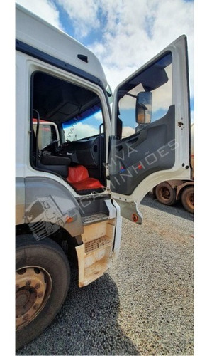 Caminhão Mercedes 2524 Axor - 6x2 T