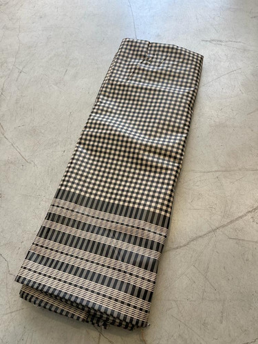 Imagen 2 de 4 de Mantel Deco Antimancha Rectangular Poliester Petite 3 Metros