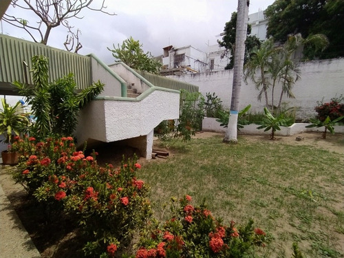 Imagen 12 de 14 de Town House En Caraballeda. 0414-2250913