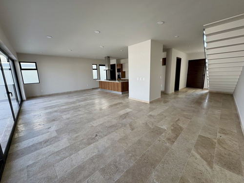 Vive Con Estilo, Cluster Con Alberca- Velasur