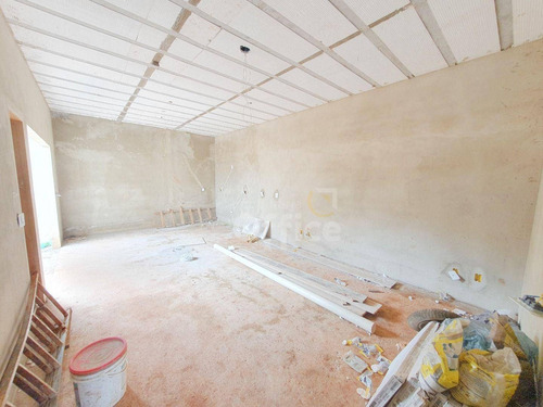 Imagem 5 de 14 de Linda Casa A Venda No Jardim Itália Com 3 Quartos - Ca0734