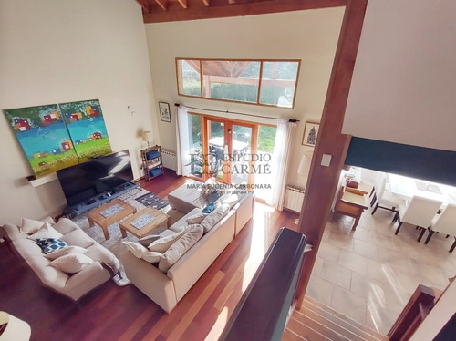 Casa 7 Amb En Barrio Tres Lagos