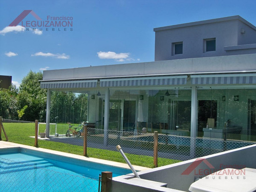 Imagen 2 de 24 de Barrio Los Robles - 991m2 - Piscina - Jardin Parquizado - Parrilla
