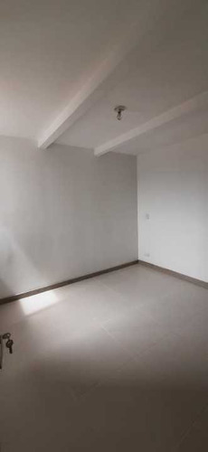 Imagen 9 de 14 de Arriendo Apartamento Sabaneta Aliadas Ps.24 Cd.4240243