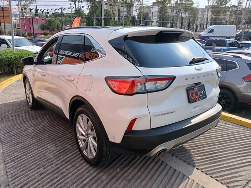 Ford Escape 2.5 Titanium Hybrid At