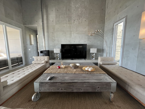Casa En Alquiler Por Temporada De 4 Dormitorios En Laguna Escondida (ref: Bpv-8972)