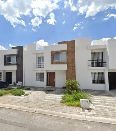 Casa En Venta, Recuperación Bancaria, Col. Mediterraneo, Correguidora , Queretaro. Laab2