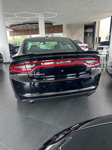Dodge Charger 5.7 R-t At