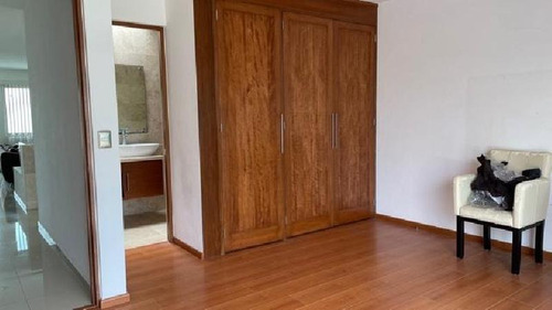 Imagen 20 de 30 de Casa En Venta En Primera Sección De Lomas De Juriquilla A Precio De Oportunidad