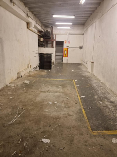 Imagen 16 de 17 de Local -local - Arenal Grande Y Domingo Aramburú , 5 Mts De Frente , 340 M2 !!