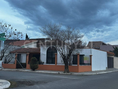 Se Renta Casa De 1 Piso, Ubicación Privilegiada, Zona Norte De Saltillo