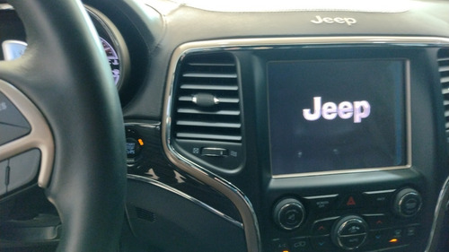 Jeep Grand Cherokee Overland 2013