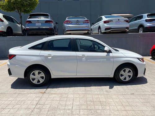 Toyota Yaris 1.5 4P S At Cvt Hi