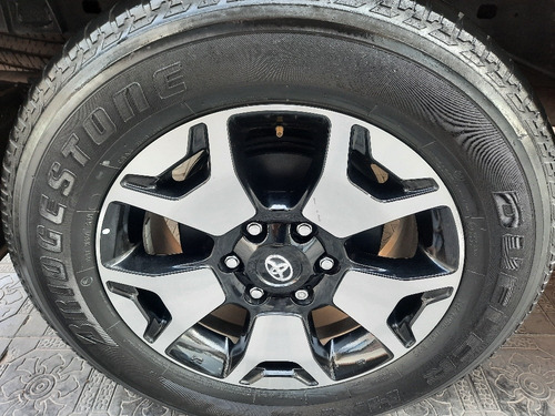 Imagen 9 de 20 de Toyota Hilux 2019 2.8 Cd Srx 177cv 4x4 At