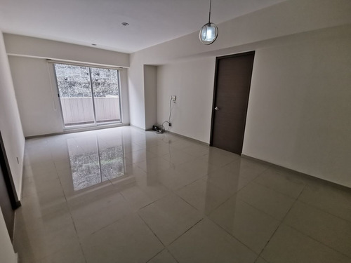 Departamento En Venta En Vía Santa Fe Con Terraza Y Bodega (m2d3178)