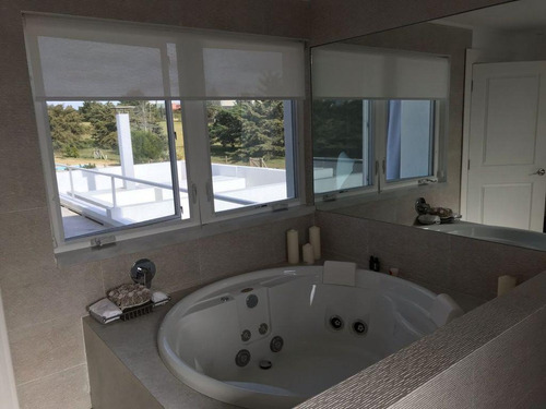 Venta Casa 4 Dormitorios 5 Baños Lomas De La Tahona Piscina #366