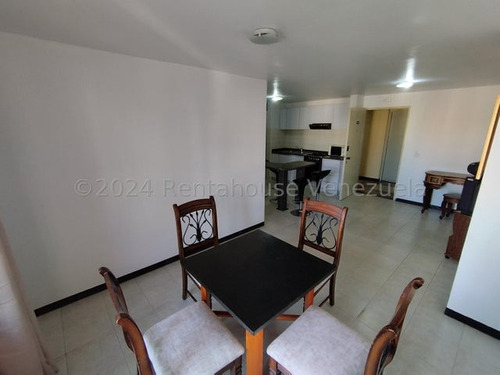 Apartamento En Av Solano Mls #24-20571