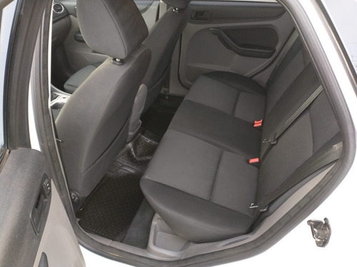 Imagen 11 de 14 de Ford Focus Exe Trend 1.6
