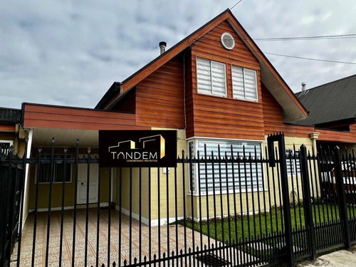 Hermosa Y Moderna Casa En Barrio Martín Hiriart En Temuco