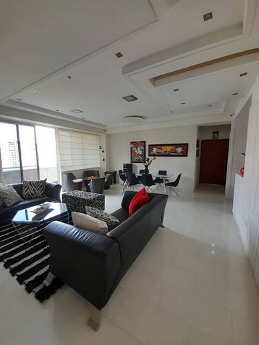 Apartamento En Venta En El Parral, Valencia 273660 Lz