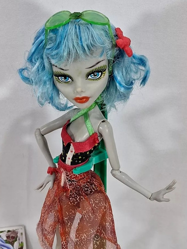Boneca Ghoulia Yelps Skull Shores Praia Ilha Da Caveira 01 (Usado)