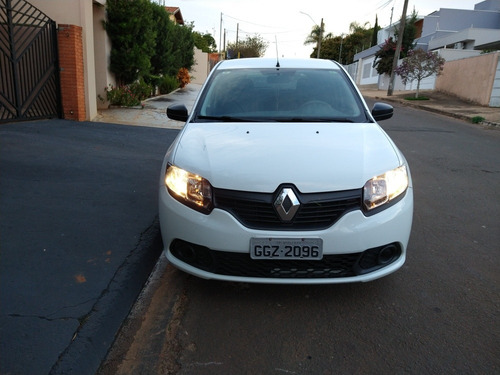 Renault Sandero 2016 1.0 16v Authentique Hi-flex 5p