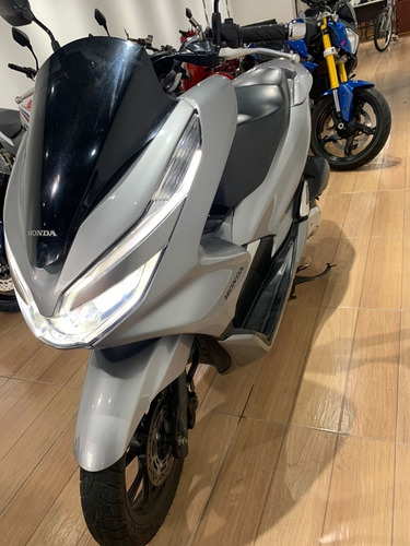Imagem 2 de 9 de Honda Pcx 2019