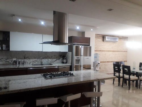 Imagen 4 de 12 de Town House Mañongo