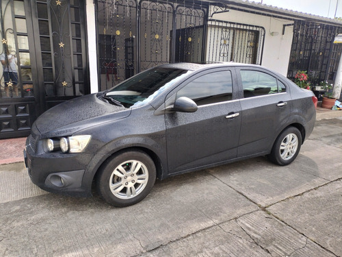 Chevrolet Sonic 1.6 Lt 4 p