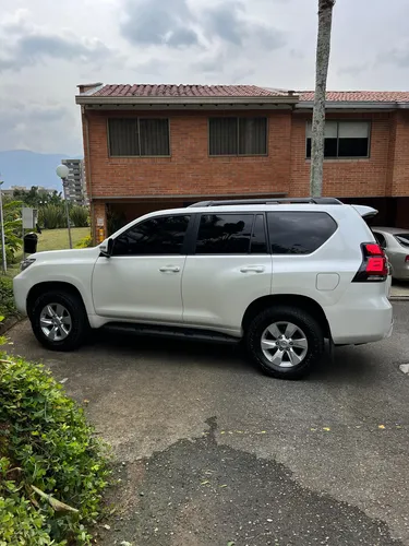 Toyota Prado 2.8 Tx-L At6