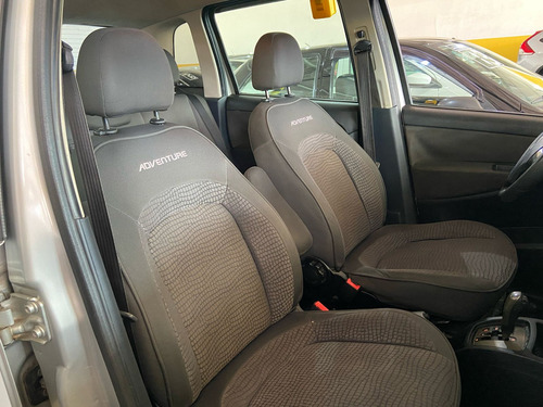 Fiat Idea Idea Adventure 1.8 16V Dualogic (Flex)